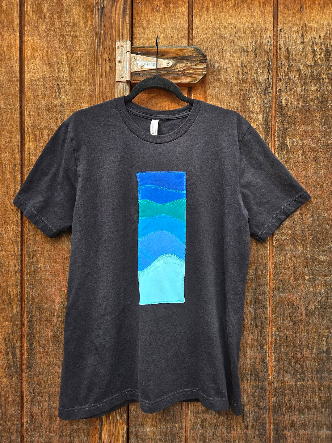 Wavy Train Tee